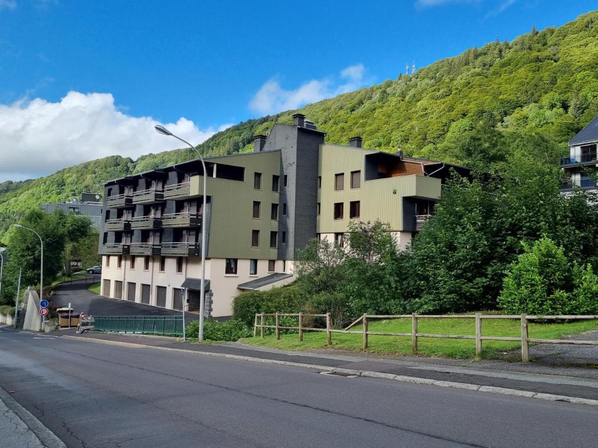 Appartement 1-4 Personnes, Residence "Le Belouga" Le Mont-Dore Exterior foto