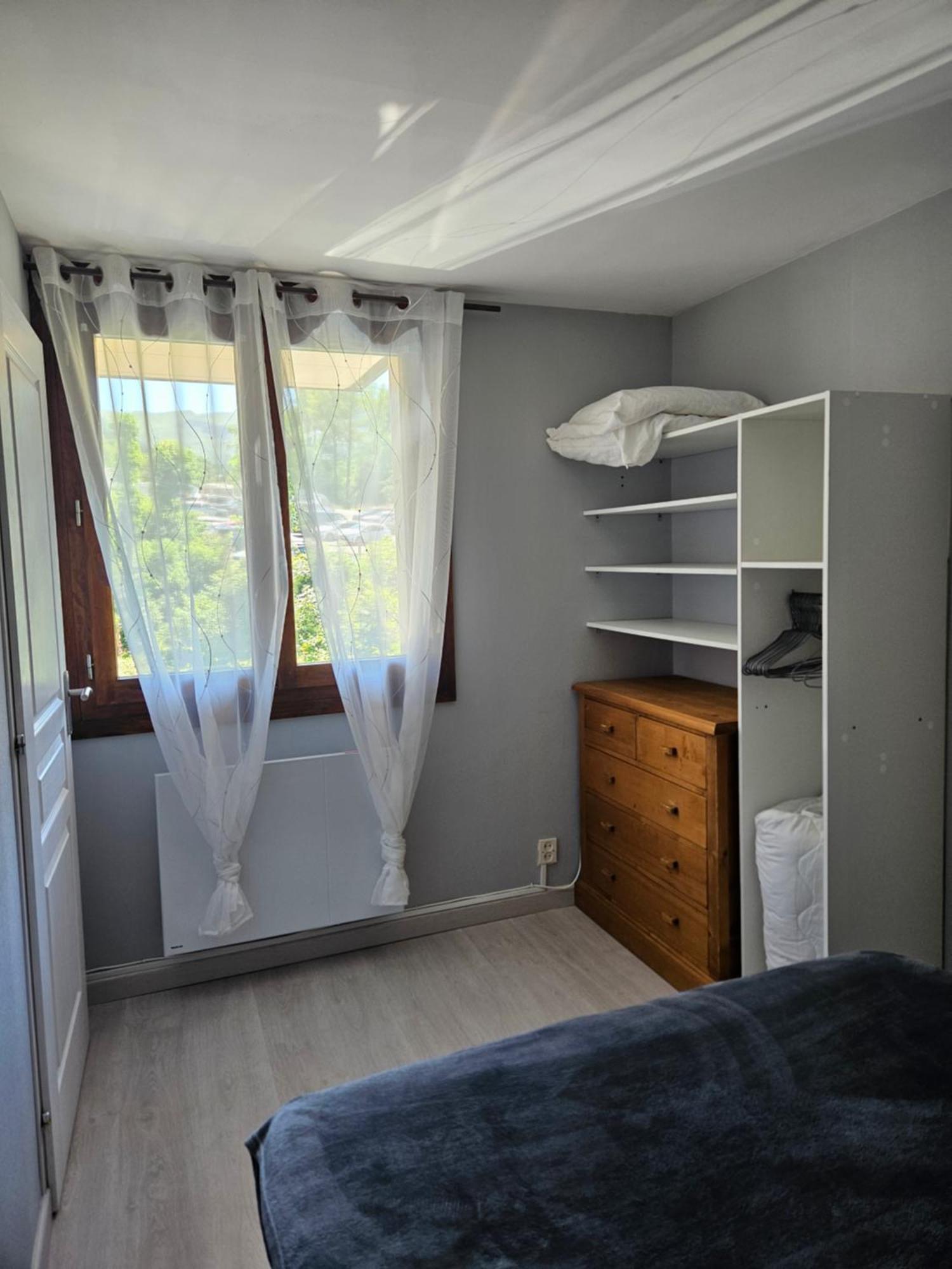 Appartement 1-4 Personnes, Residence "Le Belouga" Le Mont-Dore Exterior foto